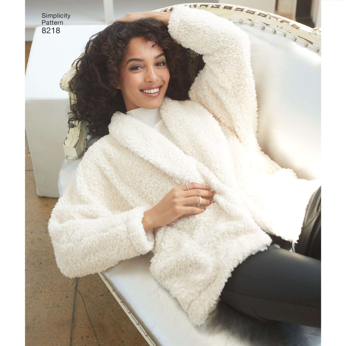 Simplicity Pattern 8218 Misses' Easy-to-Sew Jackets and Vest