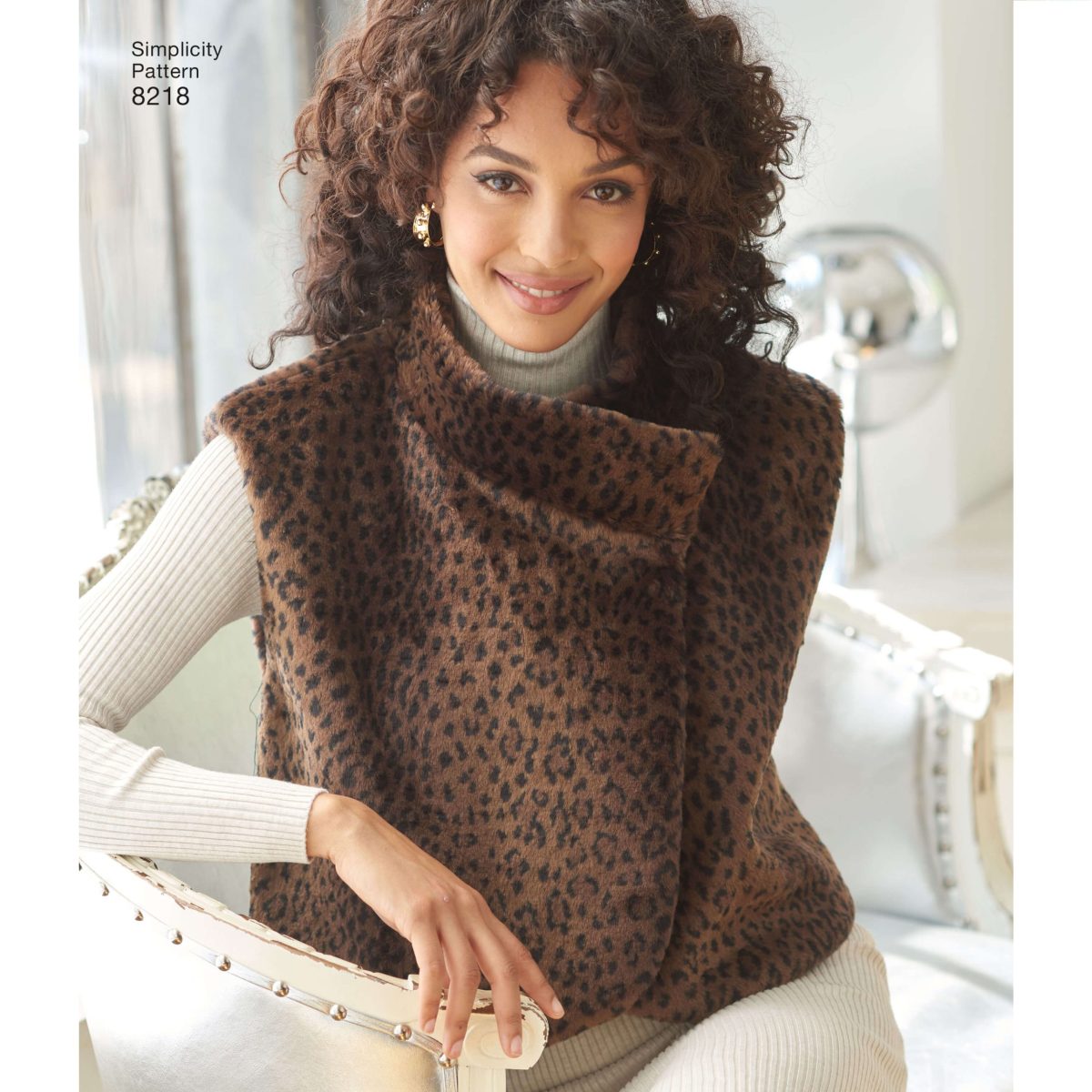 Simplicity Pattern 8218 Misses' Easy-to-Sew Jackets and Vest