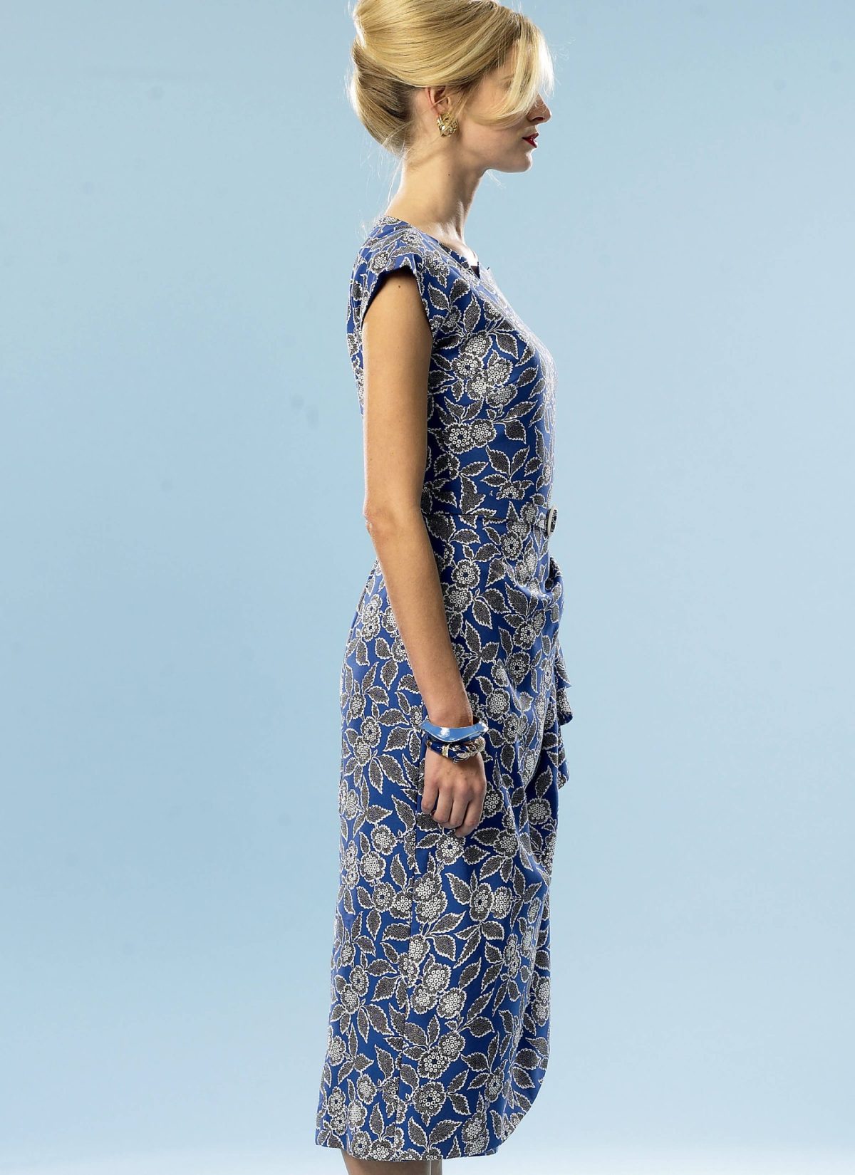 Butterick Sewing Pattern B5880 Misses'/Misses' Petite Dress and Belt