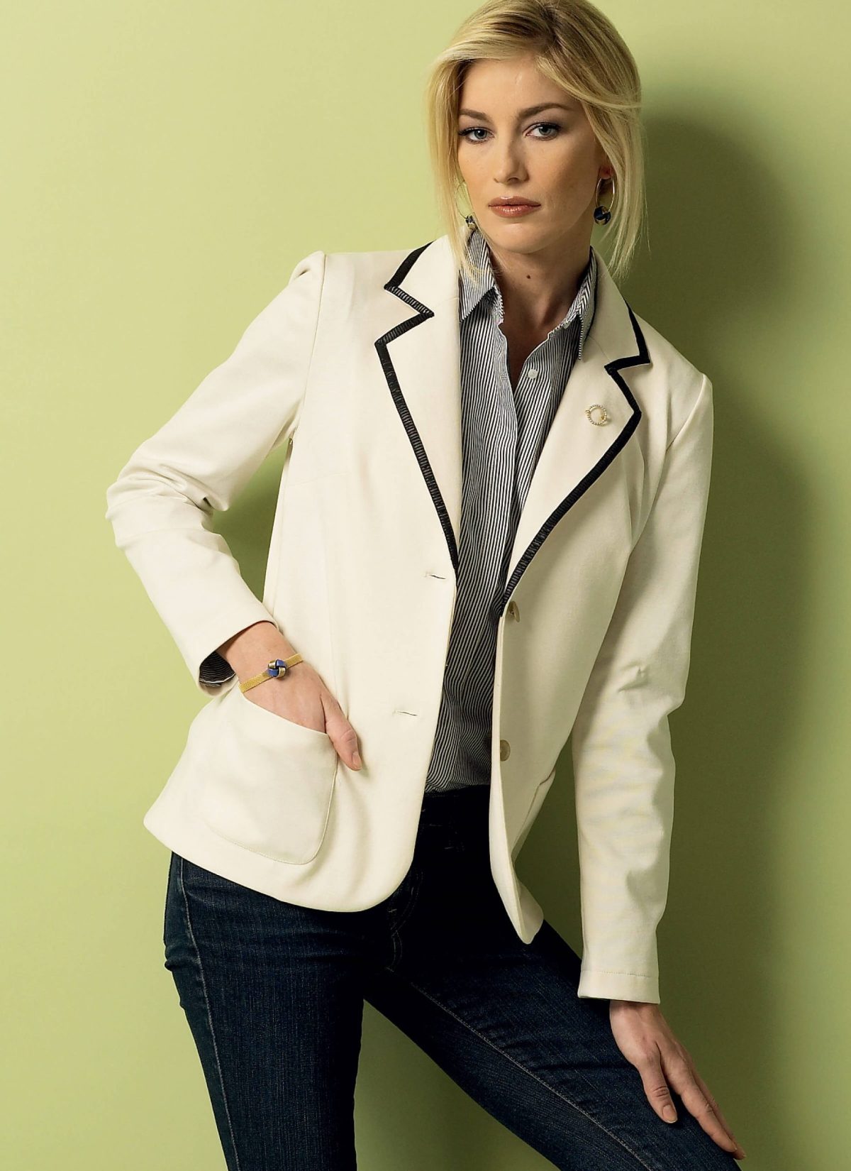 Butterick Sewing Pattern B5926 Misses'/Misses' Petite Jacket
