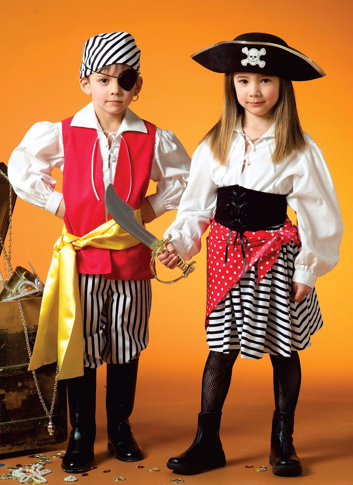 McCall's Sewing Pattern M4952 Misses'/Men's/Children's/Boys'/Girls' Costumes