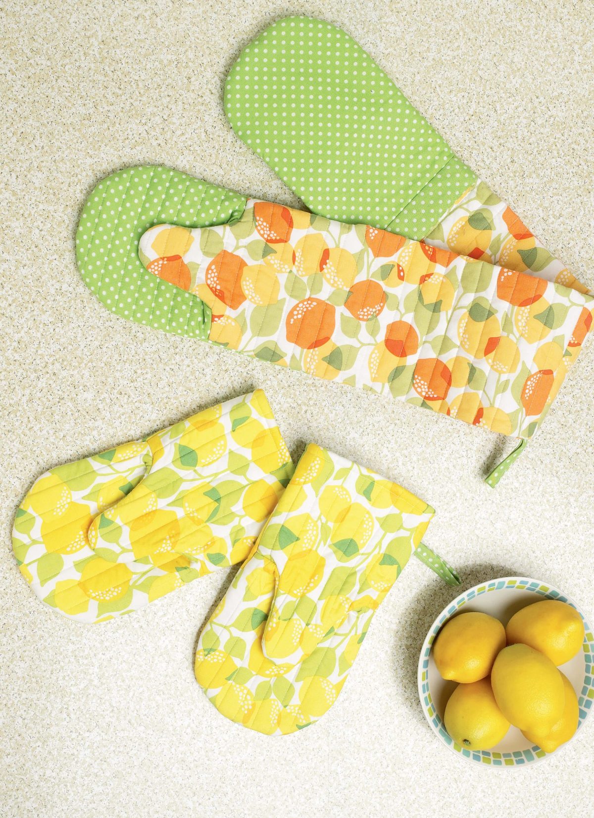 McCall's Sewing Pattern M6978 Apron and Kitchen Accessories