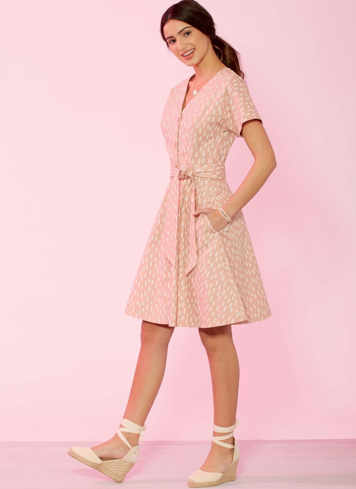McCall's Sewing Pattern M7920 Misses'/Miss Petite Dresses and Belt