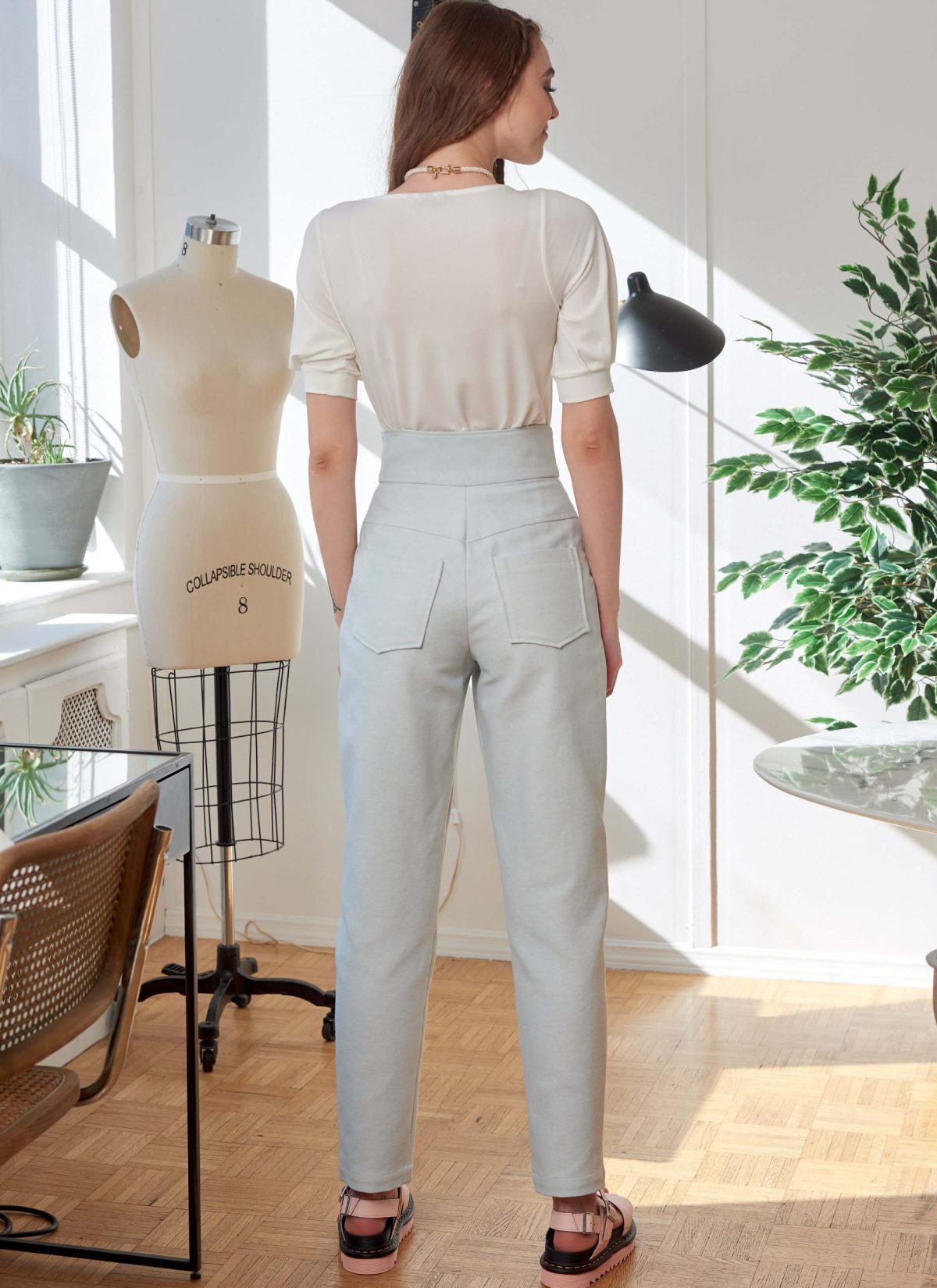 McCall's Sewing Pattern M8207 Misses' Trousers