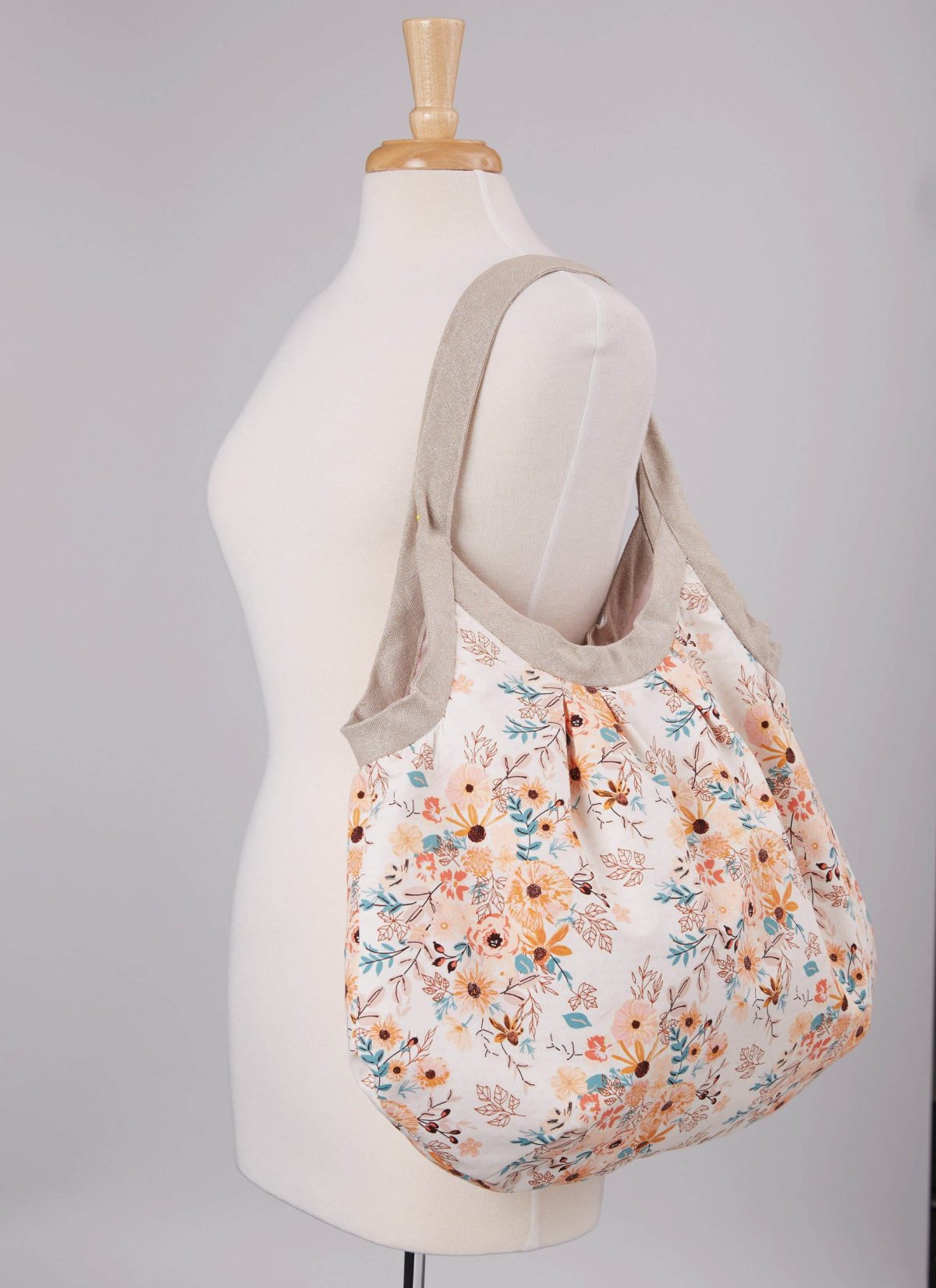 McCall's Sewing Pattern M8375 Bags in Four Styles