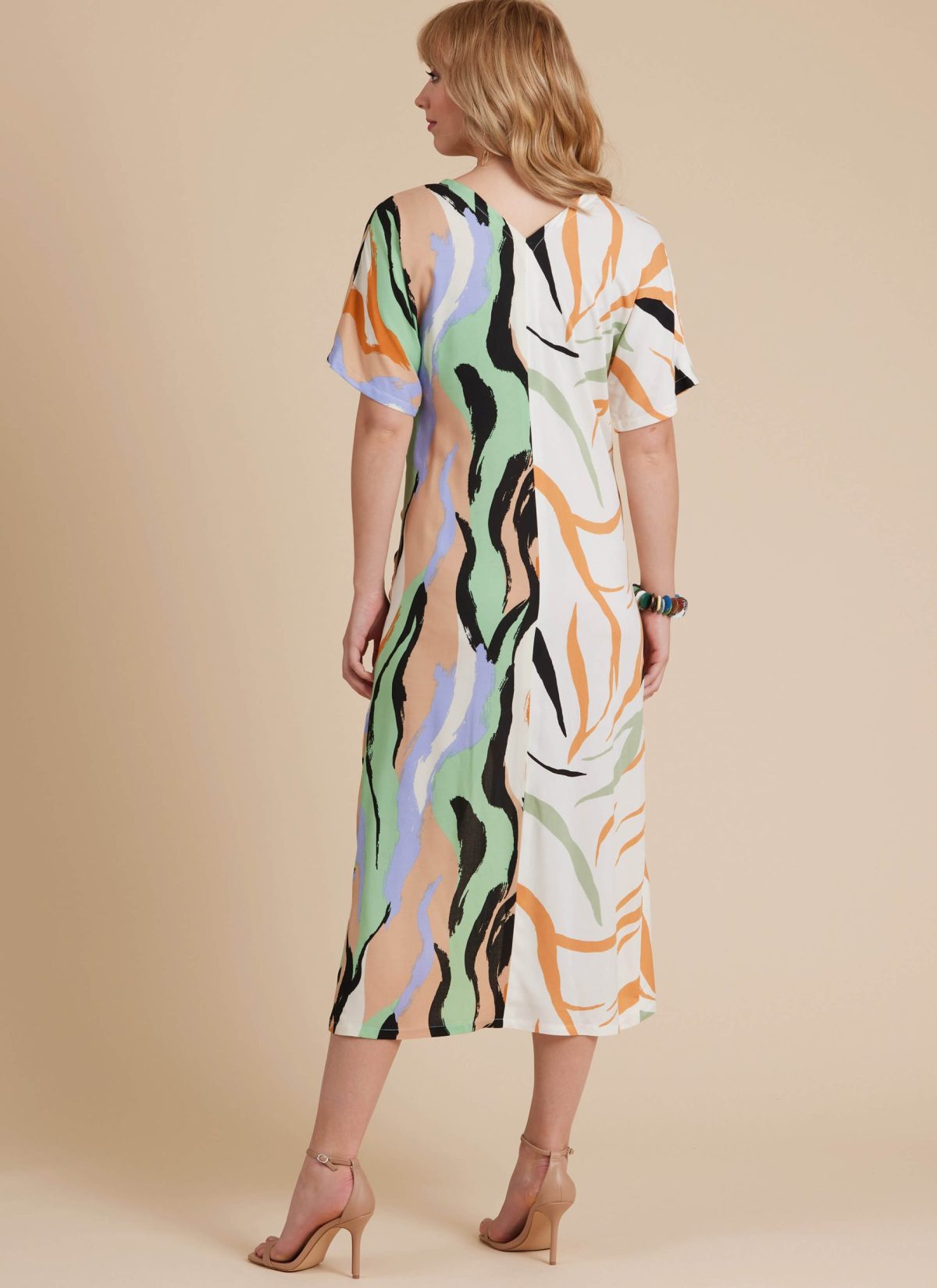 McCall's Sewing Pattern M8413 Misses' Caftan In Two Lengths