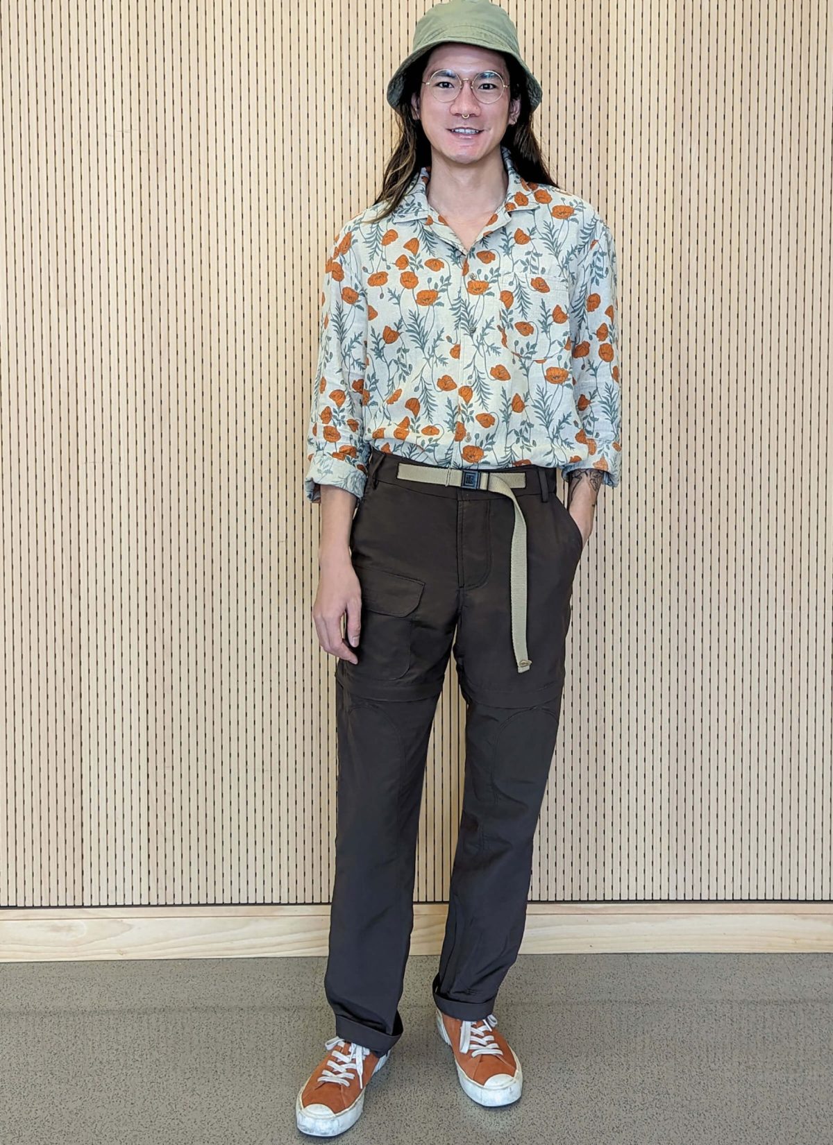 Know Me Sewing Pattern ME2041 Men's Convertible Trousers and Shorts