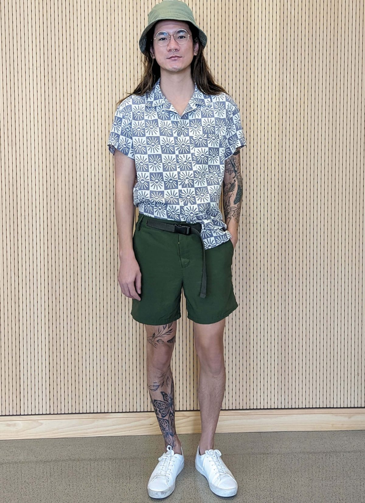 Know Me Sewing Pattern ME2041 Men's Convertible Trousers and Shorts