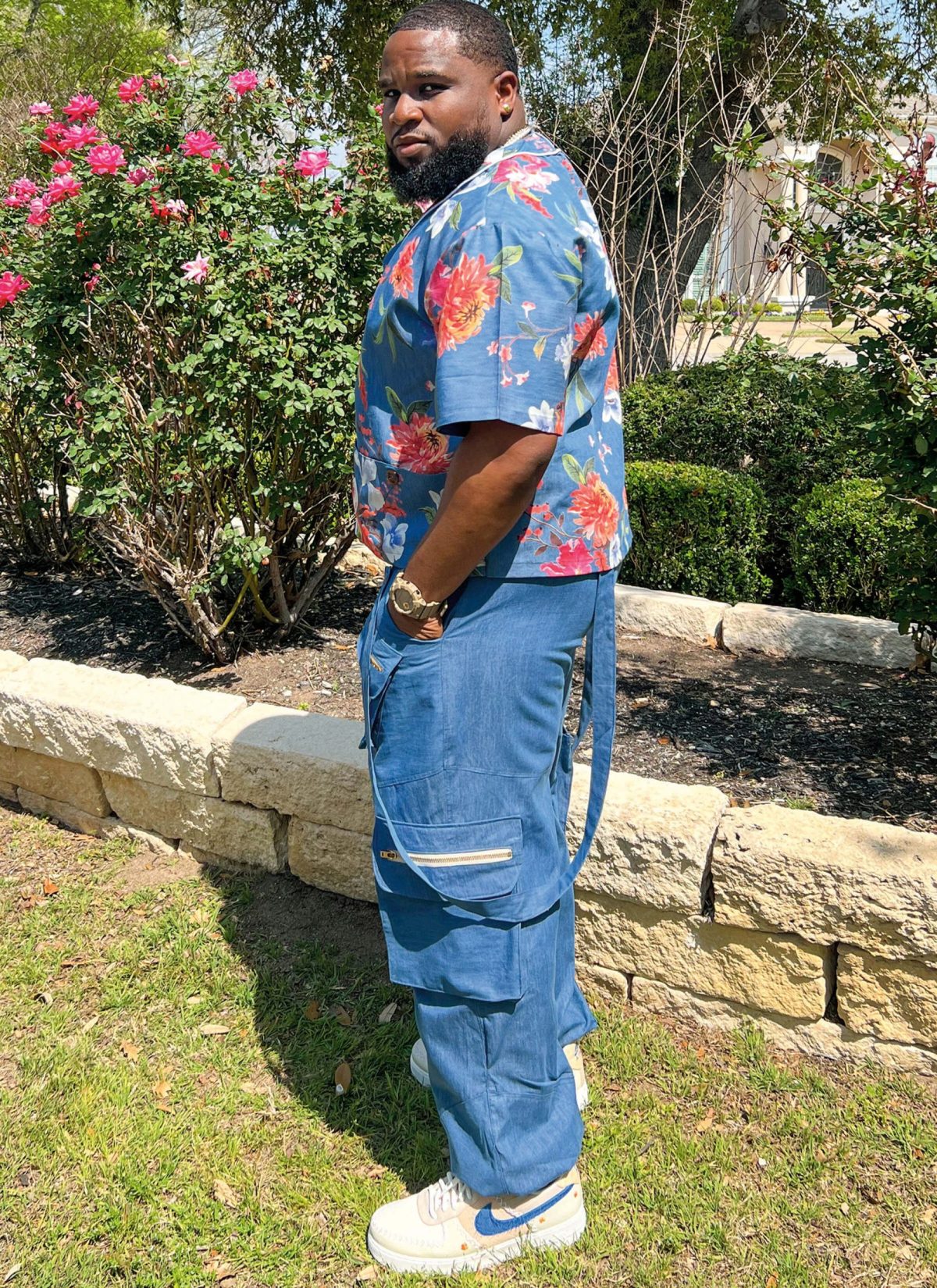 Know Me Sewing Pattern ME2047 Men's Shirt and Jogger Pants