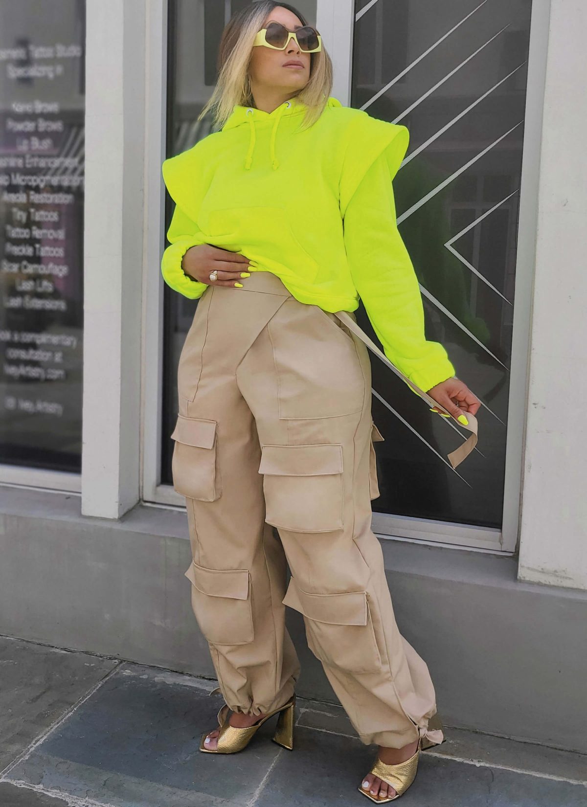 Know Me Sewing Pattern ME2054 Misses' and Women's Sweatshirt and Cargo Trousers by Keechii B Style