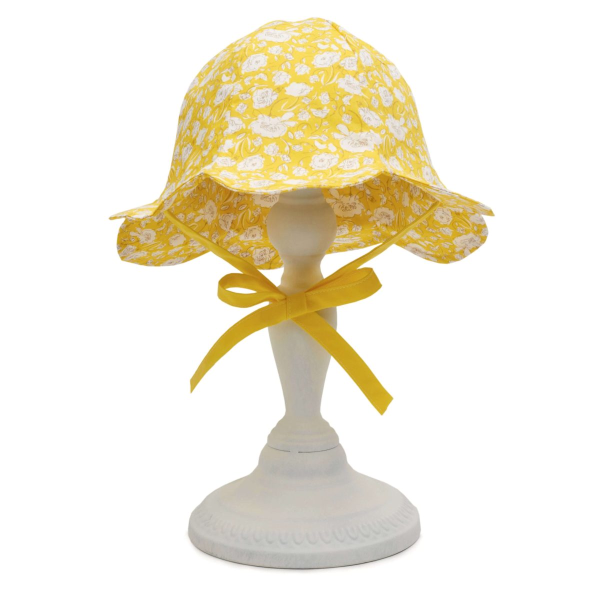 Simplicity Sewing Pattern S9588 Babies' Hats and Bibs