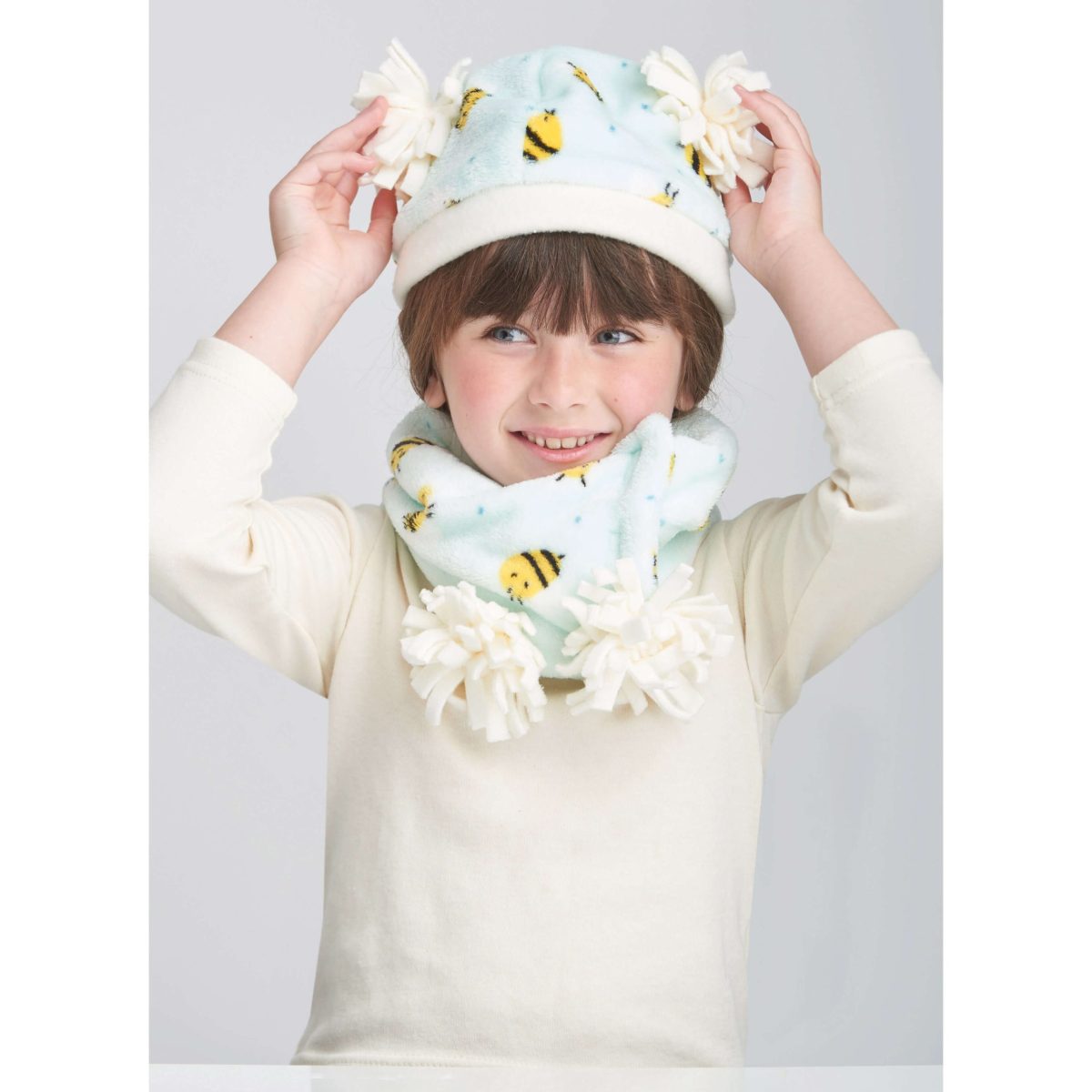 Simplicity Sewing Pattern S9657 Children's Hats and Mittens and Cowl Scarves