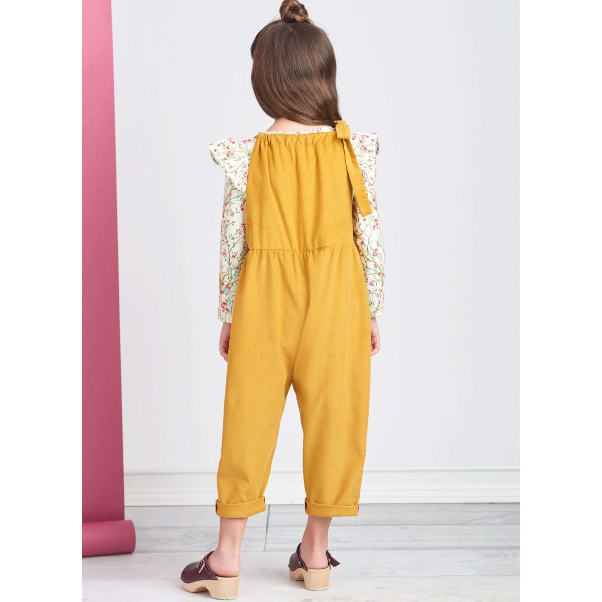 Simplicity Sewing Pattern S9661 Children's Knit Tops, Overalls, and Pinafore and Doll Clothes for 18" Doll
