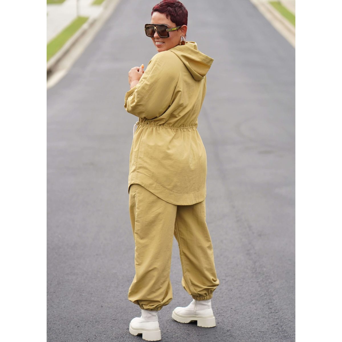 Simplicity Sewing Pattern S9687 Misses' Jacket, Poncho and Trousers by Mimi G