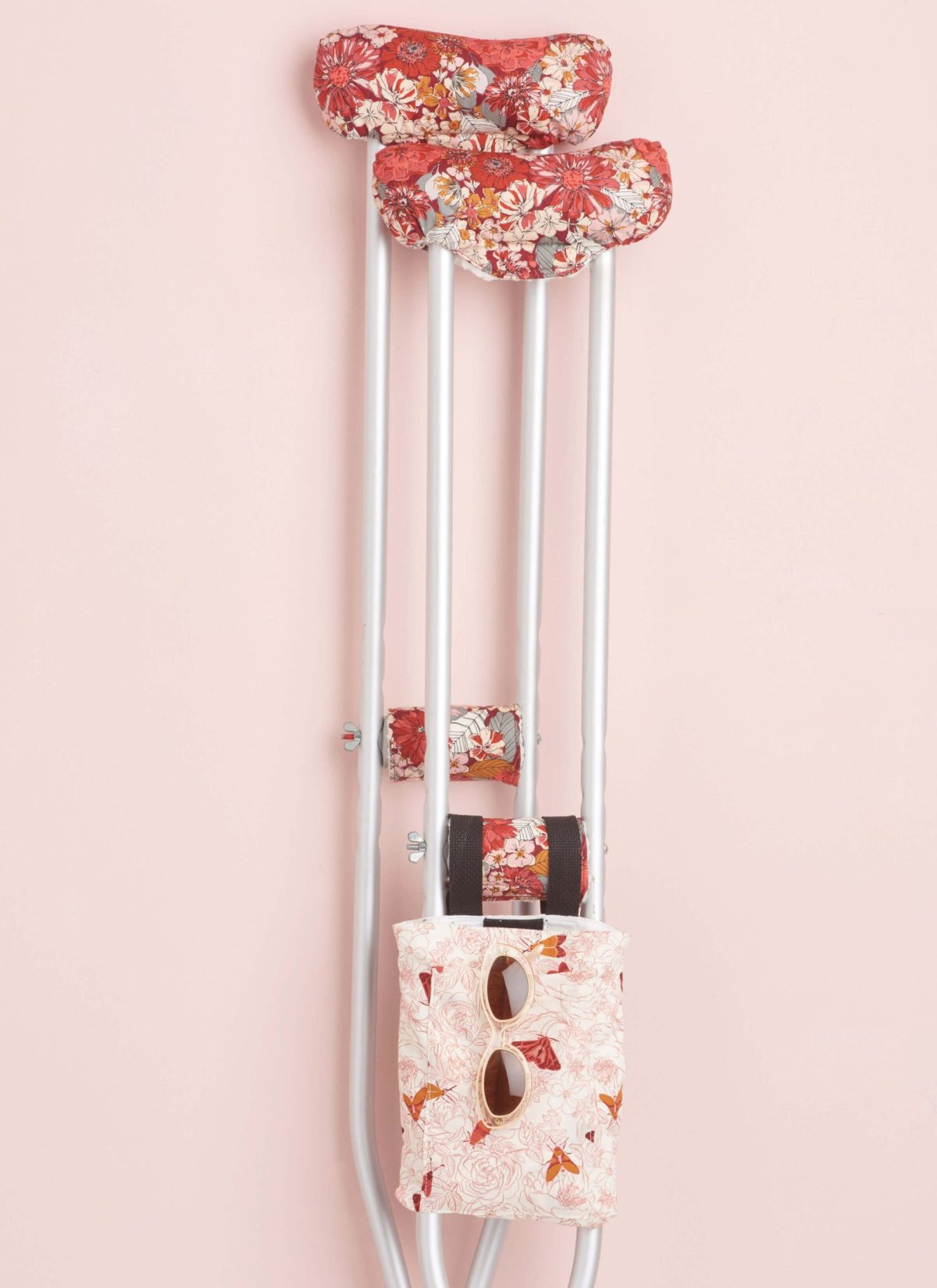 Simplicity Sewing Pattern S9724 Crutch Pads, Bag and Toe Cover