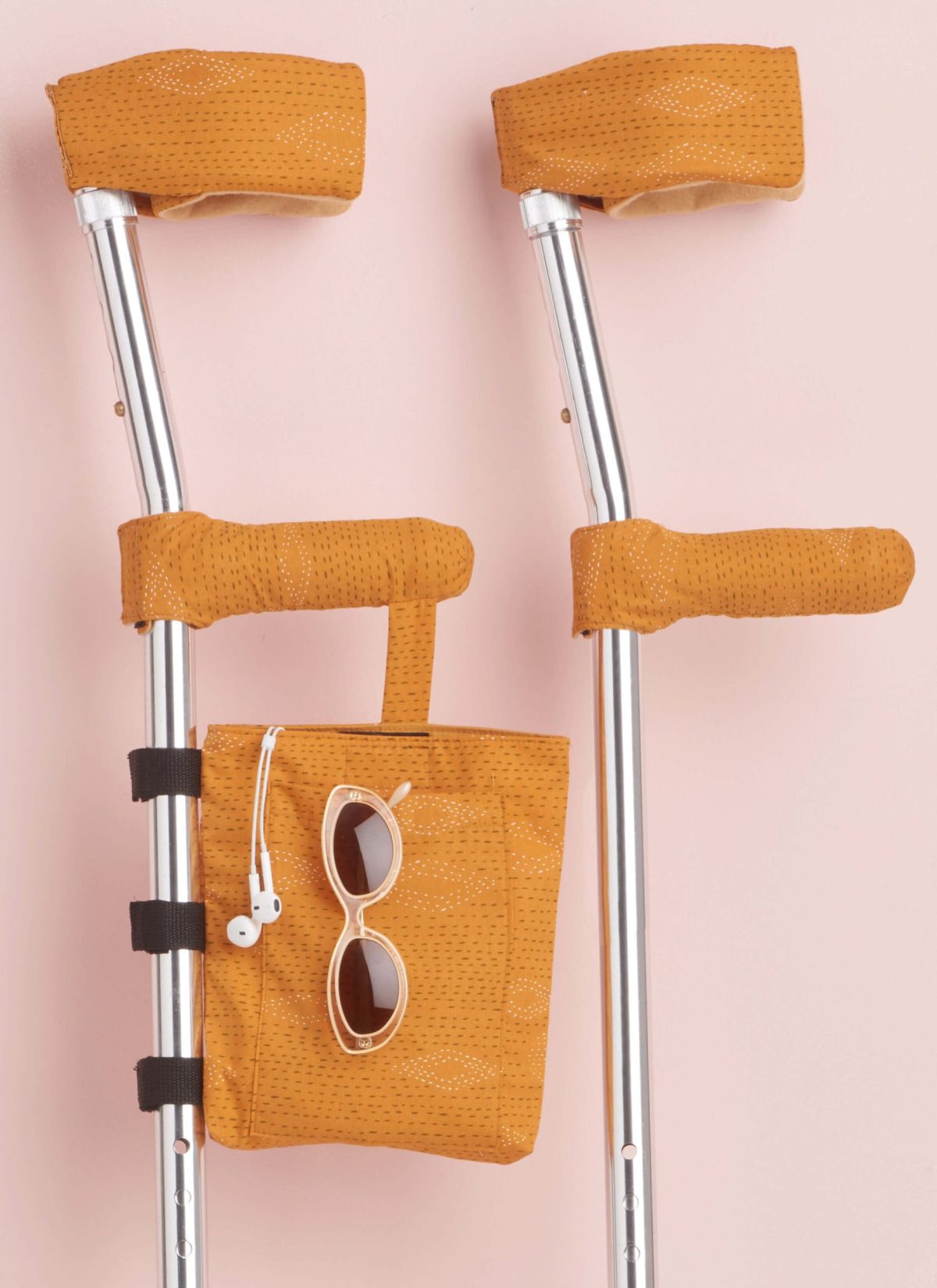 Simplicity Sewing Pattern S9724 Crutch Pads, Bag and Toe Cover