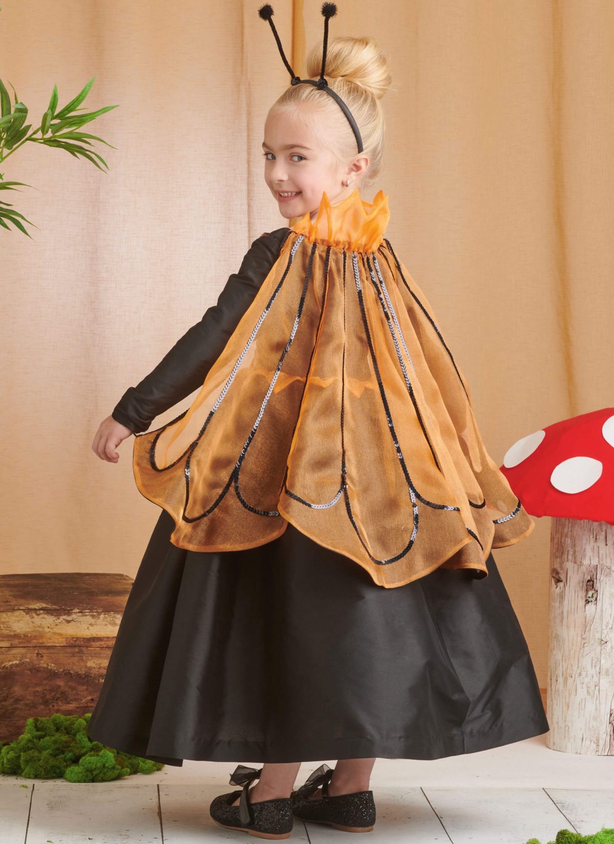 Simplicity Sewing Pattern S9836 Children's and Girls' Costumes by Andrea Schewe Designs