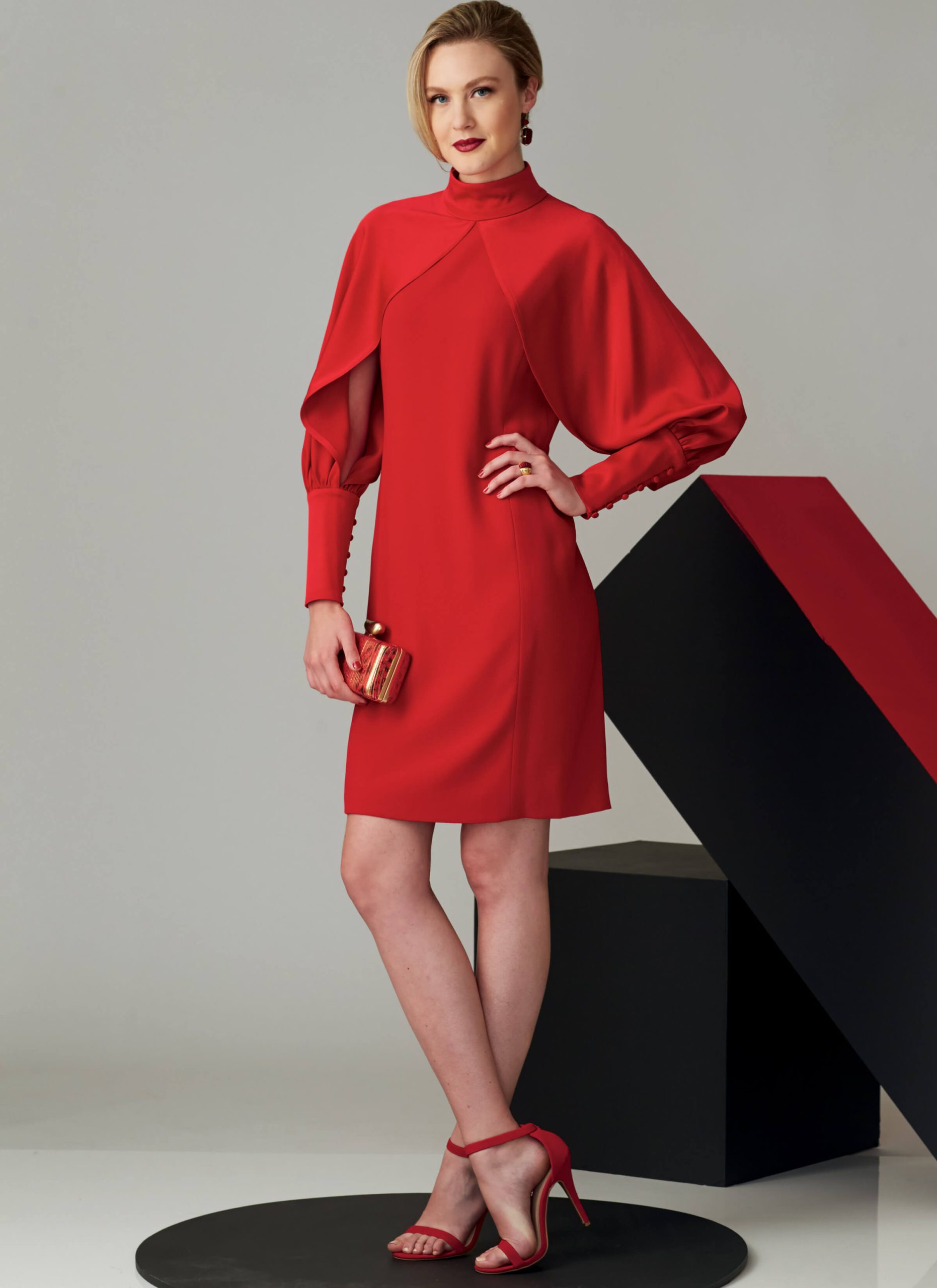Vogue Patterns V1565 Misses' High Neck Dress with Full Sleeves