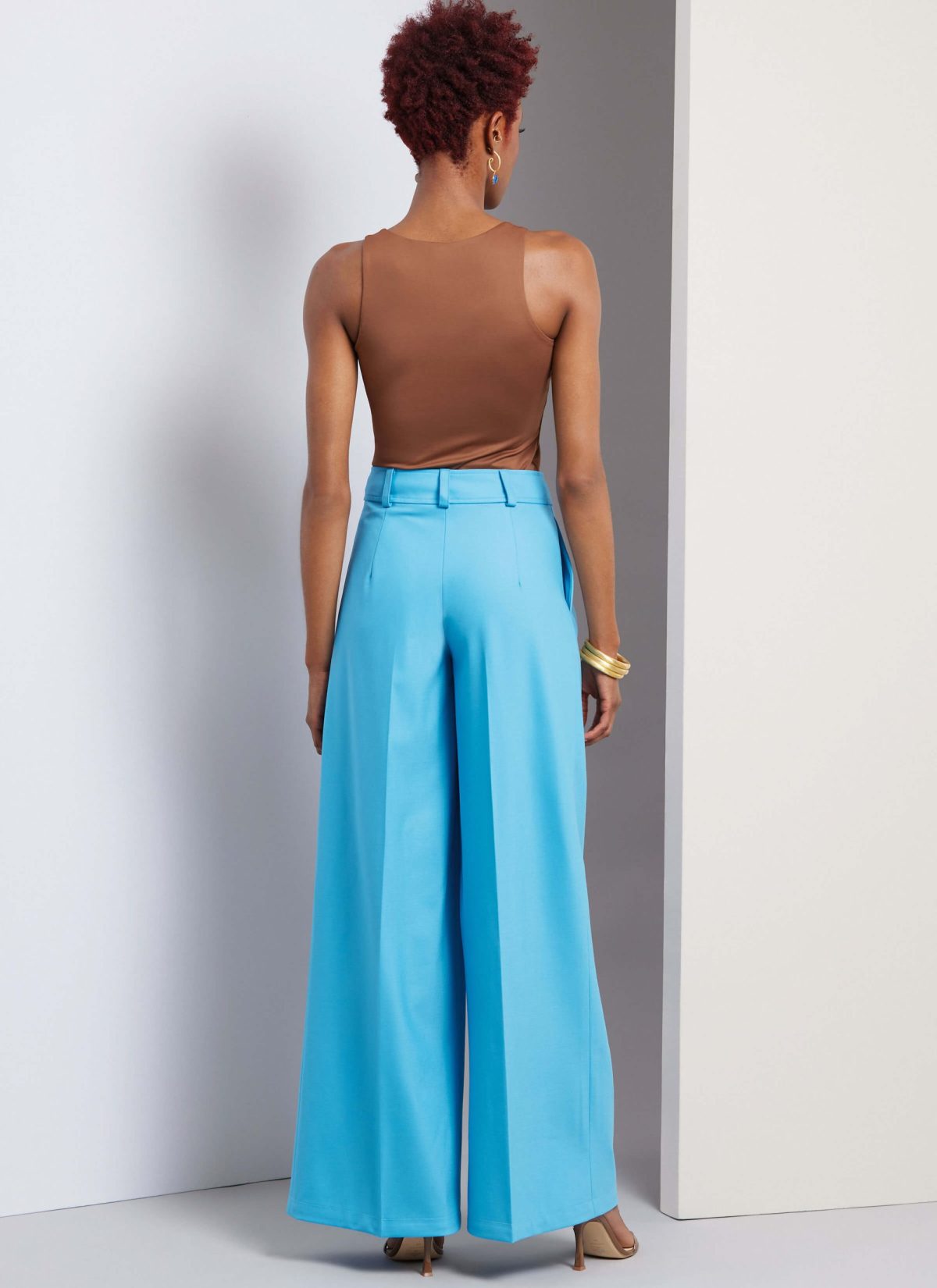 Vogue Patterns V1958 Misses' Shorts and Trousers