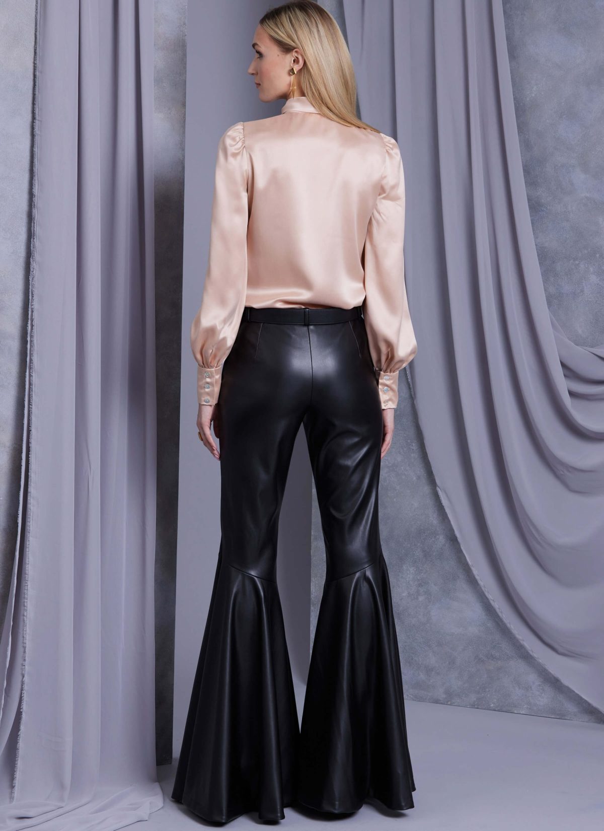 Vogue Patterns V1974 Misses' Trousers