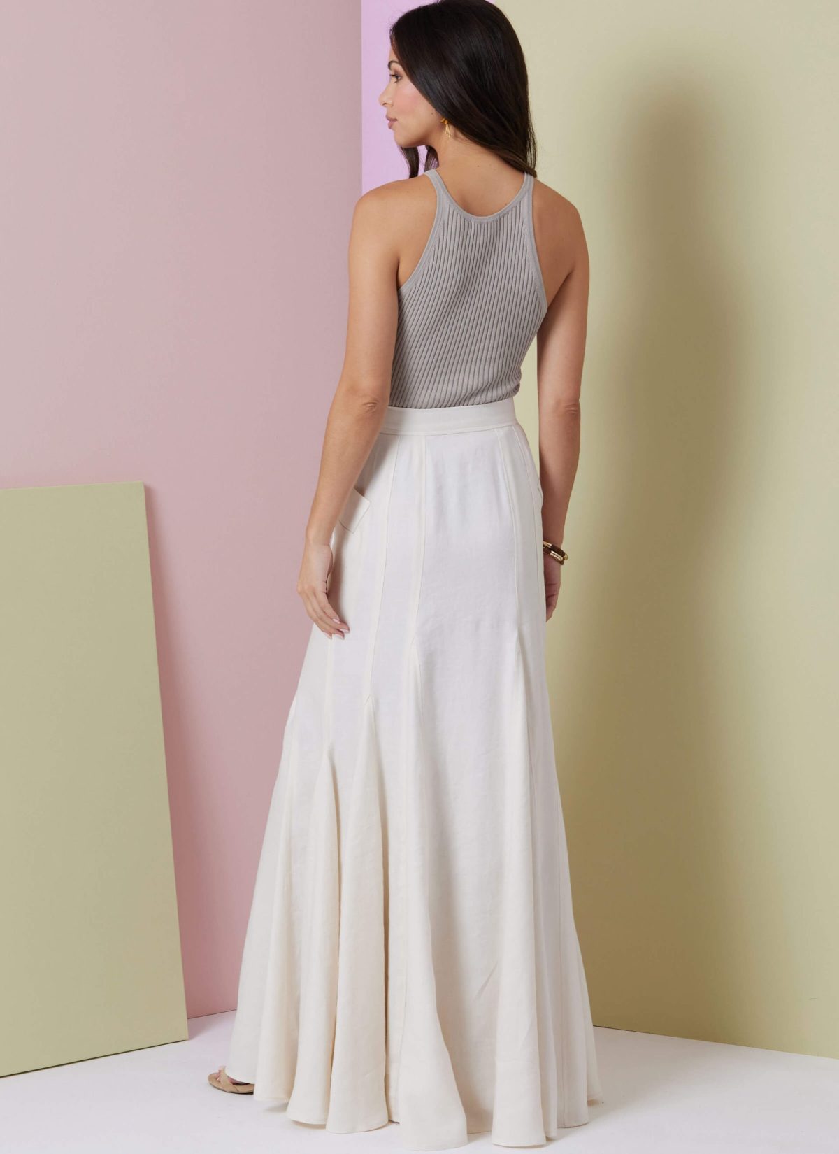 Vogue Patterns V2013 Misses' Skirt in Two Lengths