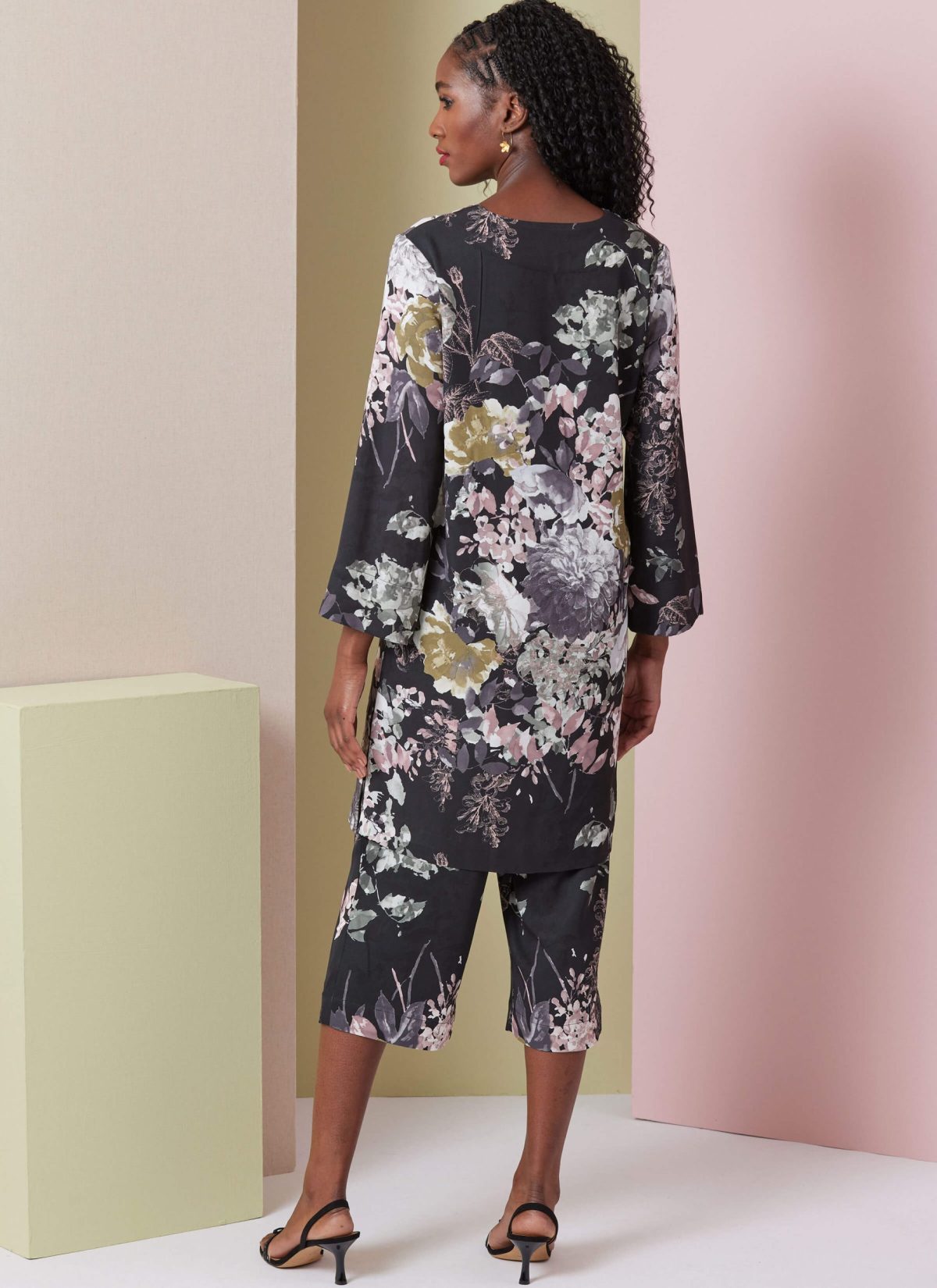 Vogue Patterns V2019 Misses' Lounge Sets by Marcy Tilton