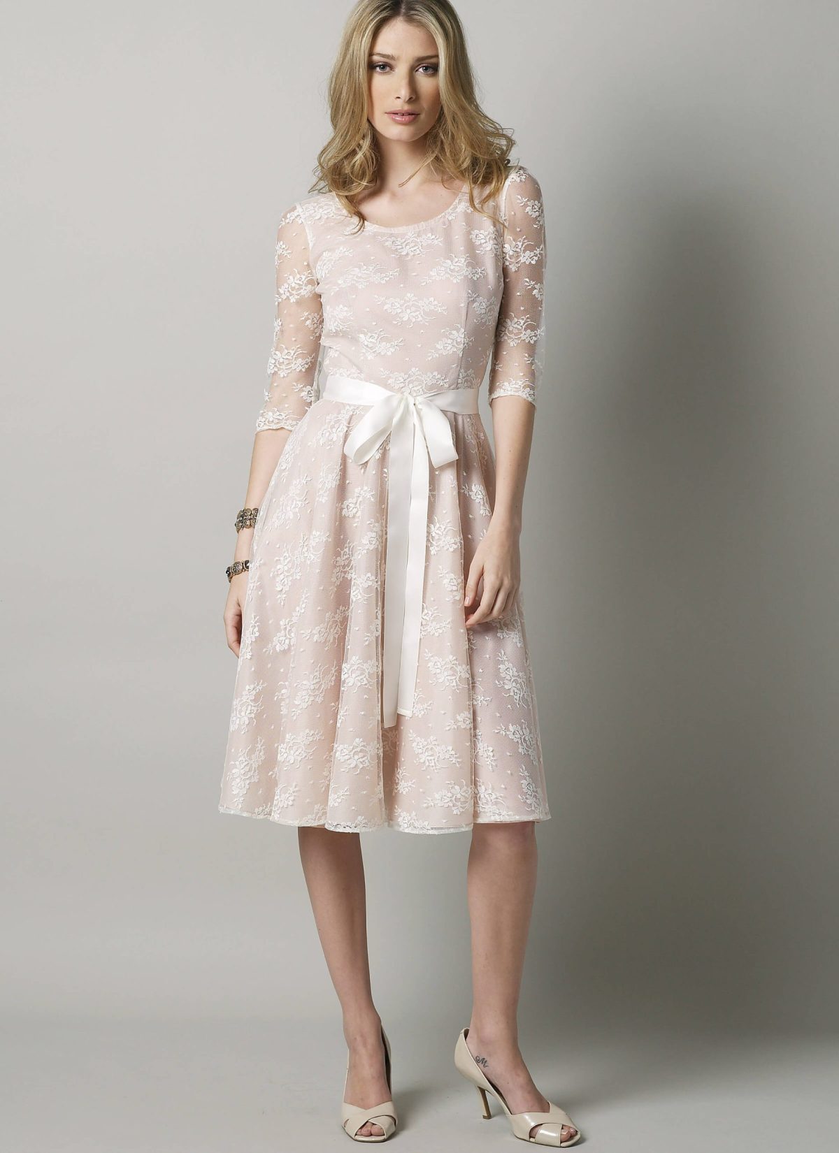 Vogue Patterns V8766 Misses'/Misses' Petite Dress