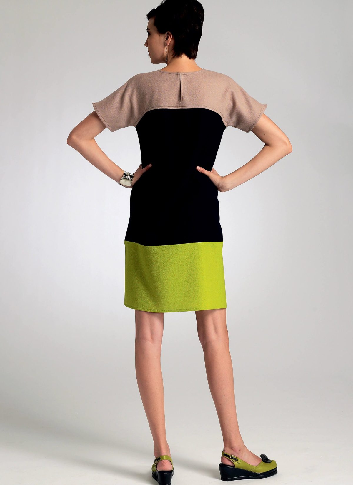 Vogue Patterns V8805 Misses' Dress