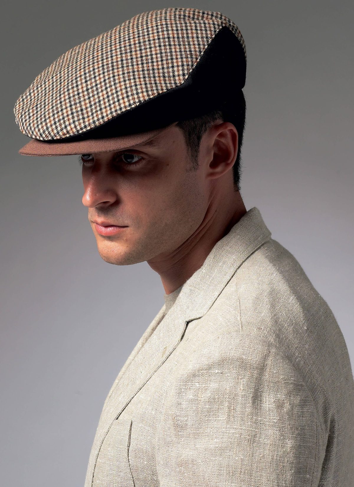 Vogue Patterns V8869 Men's Hats