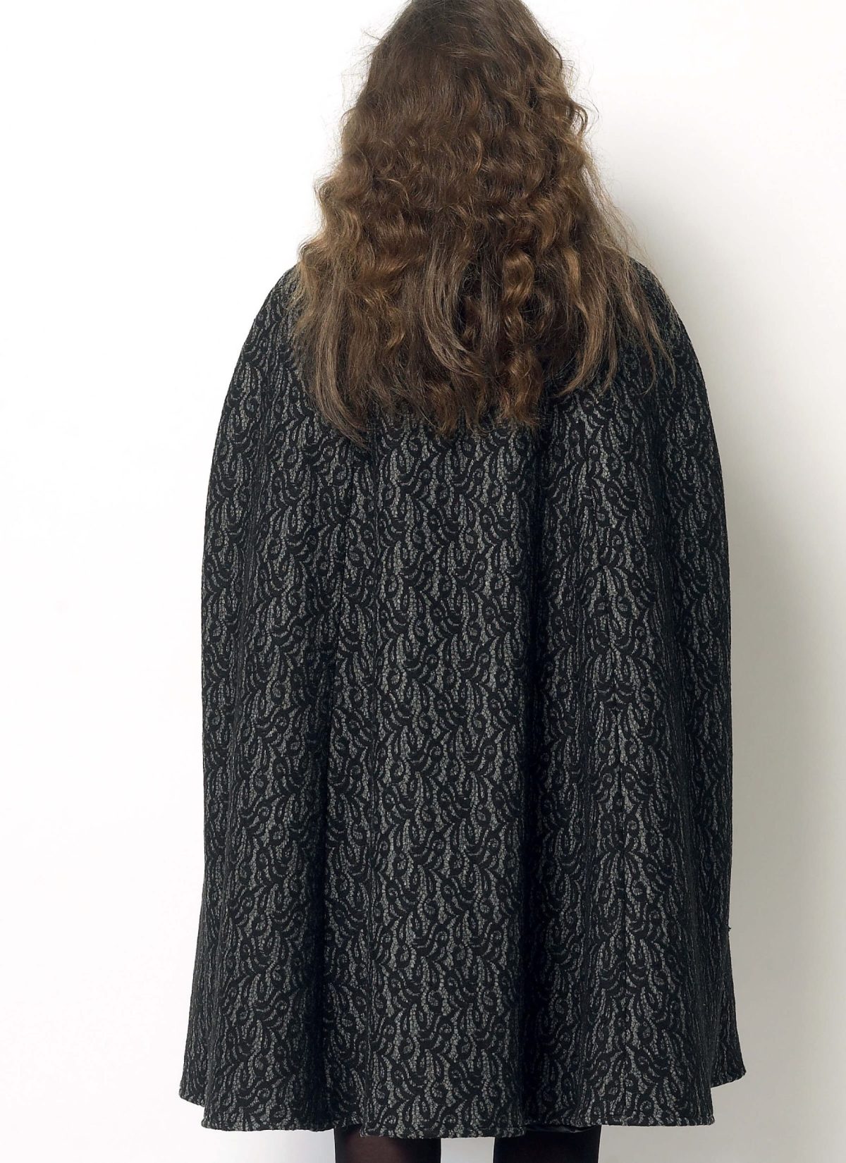 Vogue Patterns V8959 Misses' Cape