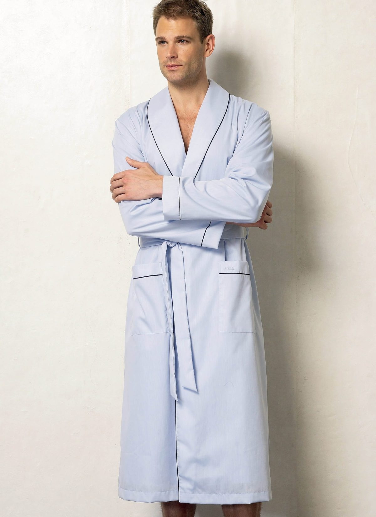 Vogue Patterns V8964 Men's Robe, Top, Shorts and Pants