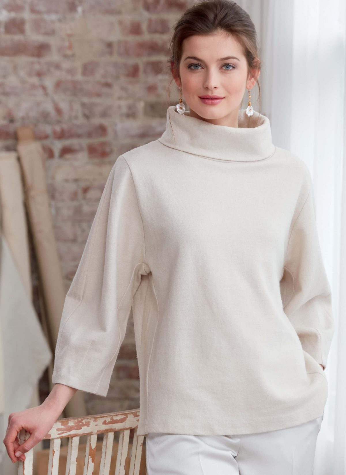 Vogue Patterns V9330 Misses' Top