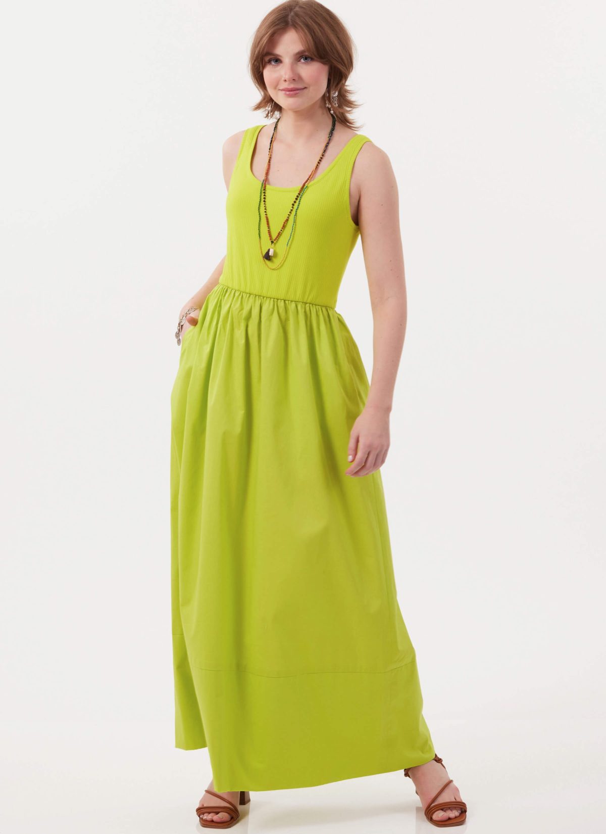 McCall's Sewing Pattern M8476 Misses' Dresses