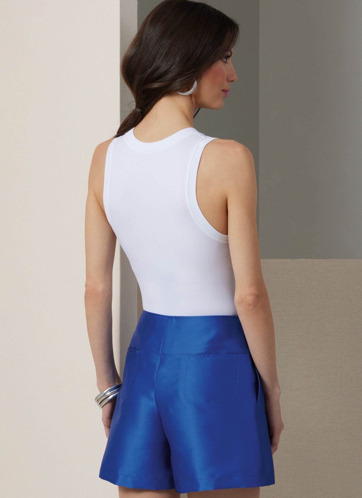 Vogue Patterns V2034 Misses' Shorts and Trousers