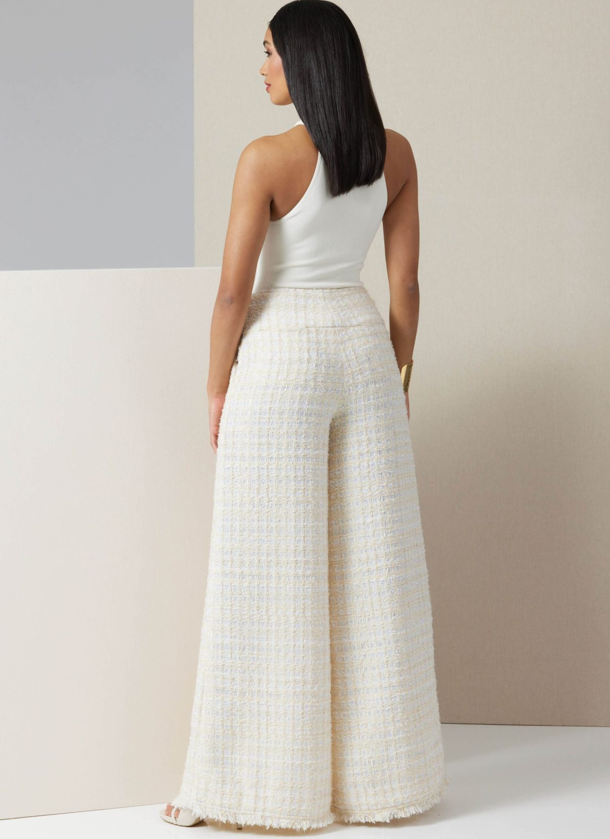 Vogue Patterns V2034 Misses' Shorts and Trousers