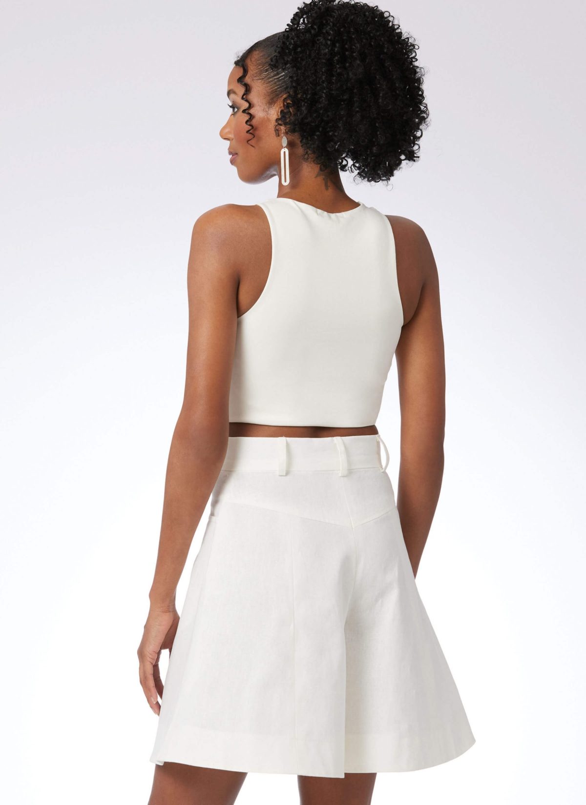 McCall's Sewing Pattern M8511 Misses' Shorts and trousers