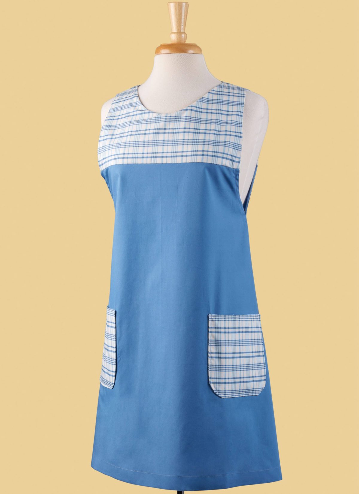 McCall's Sewing Pattern M8522 Misses' Cobbler Aprons