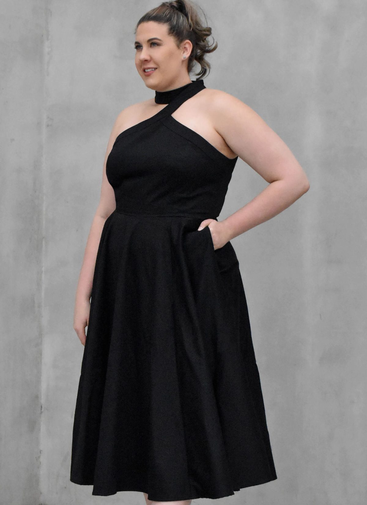 Know Me Sewing Pattern ME2085 Misses' Dress in Two Lengths by Alisha Grace