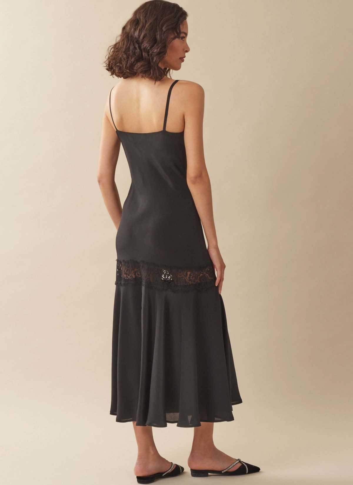 McCall's Sewing Pattern M8535 Misses' and Women's Nightgown in Two Lengths and Robe