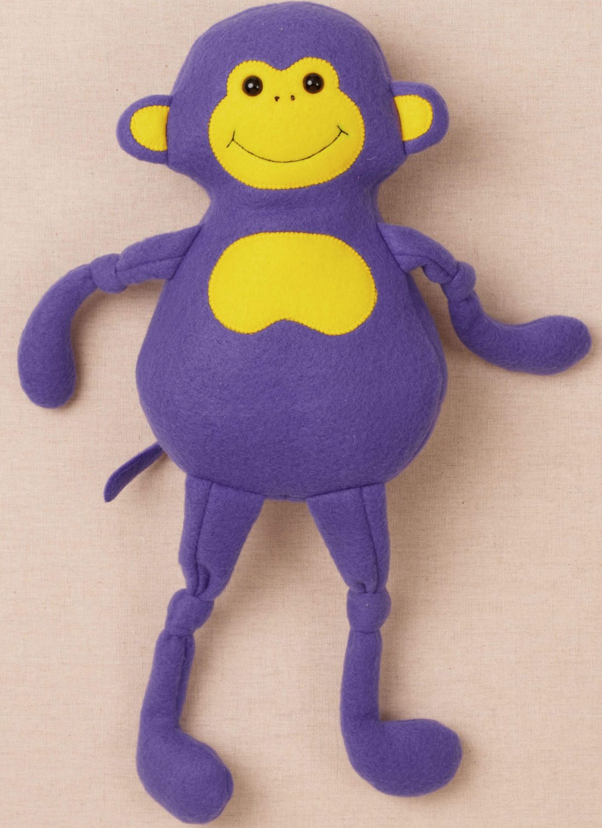 McCall's Sewing Pattern M8546 Plush Animals by Carla Reiss