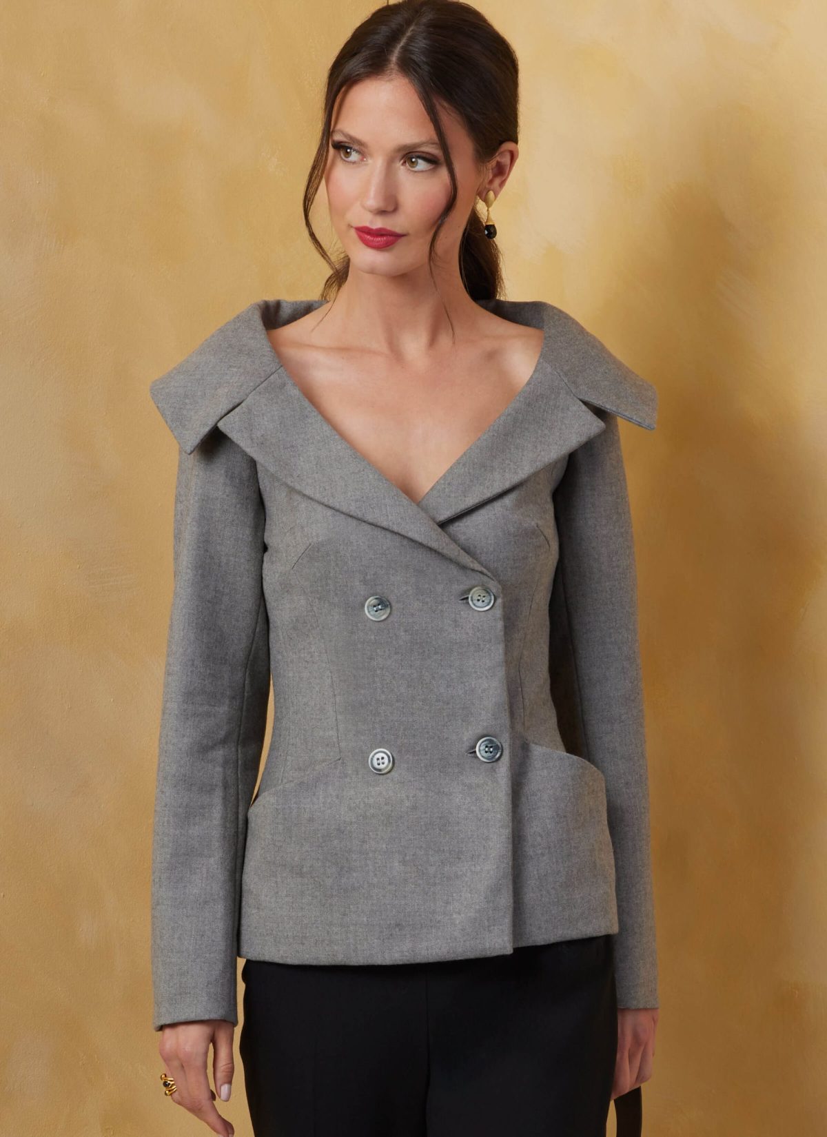 Vogue Sewing Pattern V2073 Misses' Jacket with Sleeve Variations