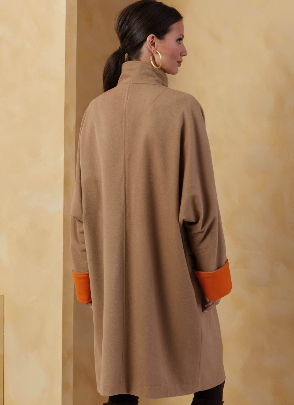 Vogue Sewing Pattern V2075 Misses' Coats