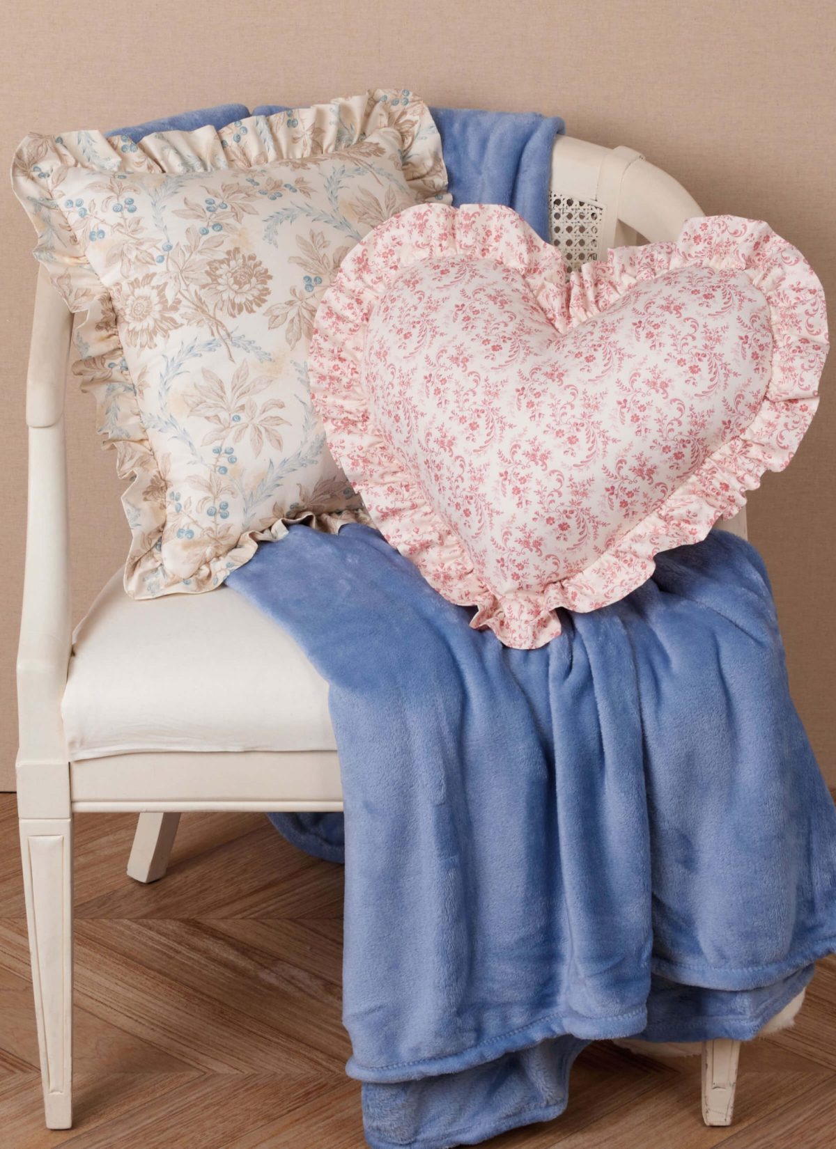 McCall's Sewing Pattern M8573 Pillows