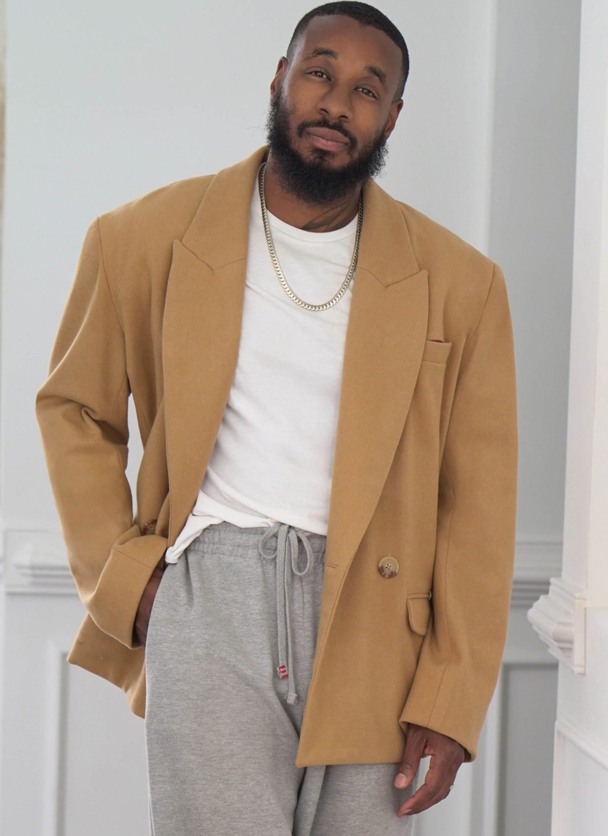 Know Me Sewing Pattern ME2118 Men's Jacket by Norris Dánta Ford