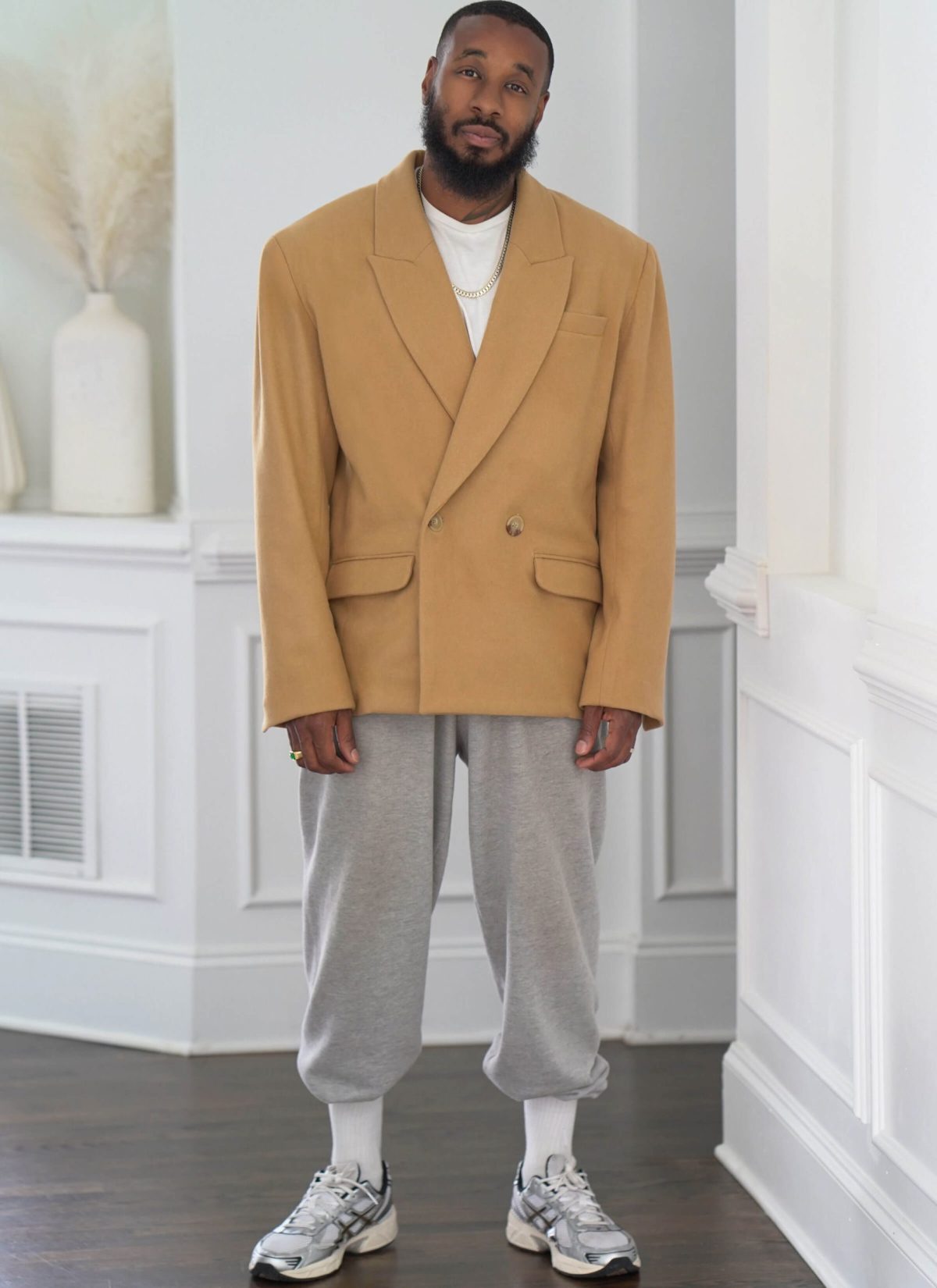 Know Me Sewing Pattern ME2118 Men's Jacket by Norris Dánta Ford