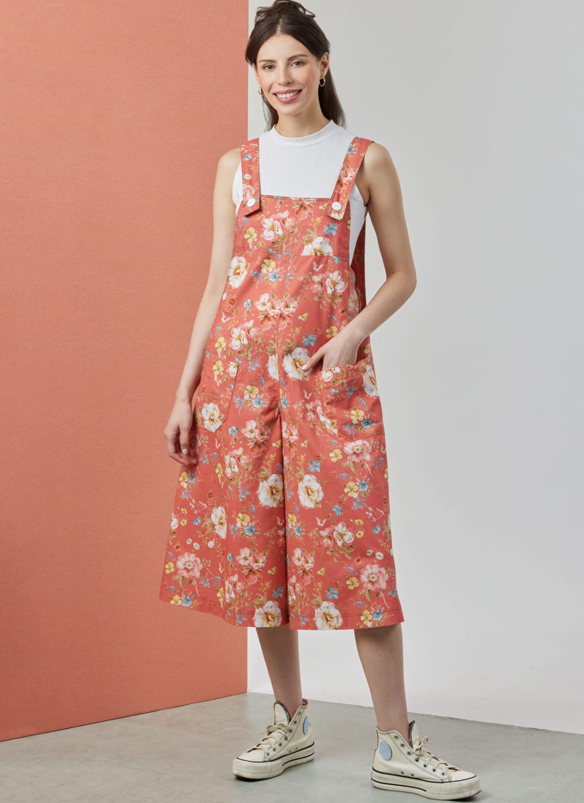 Simplicity Sewing Pattern S3125 Misses' Knit Tops, Dungarees and Pinafore by Elaine Heigl Designs