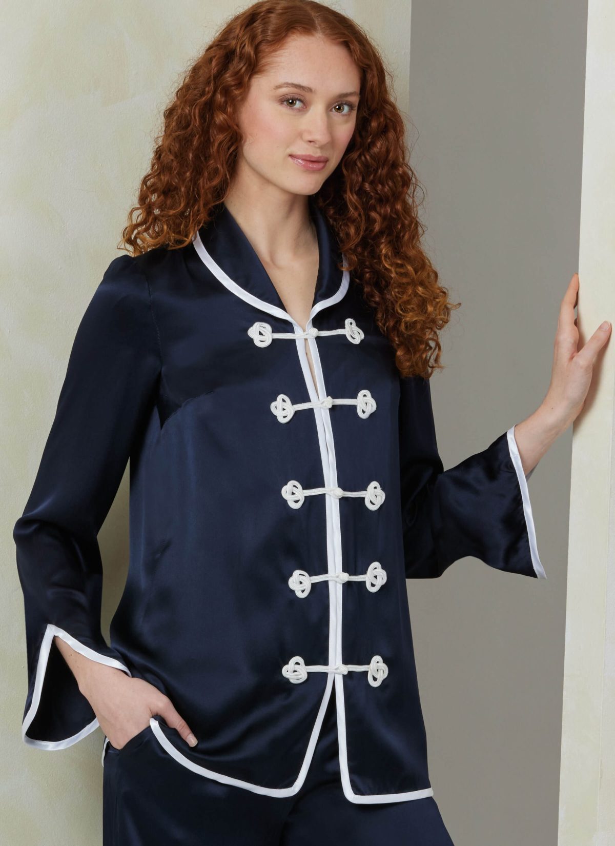 Vogue Patterns Sewing Pattern V2099 Misses' Pajamas