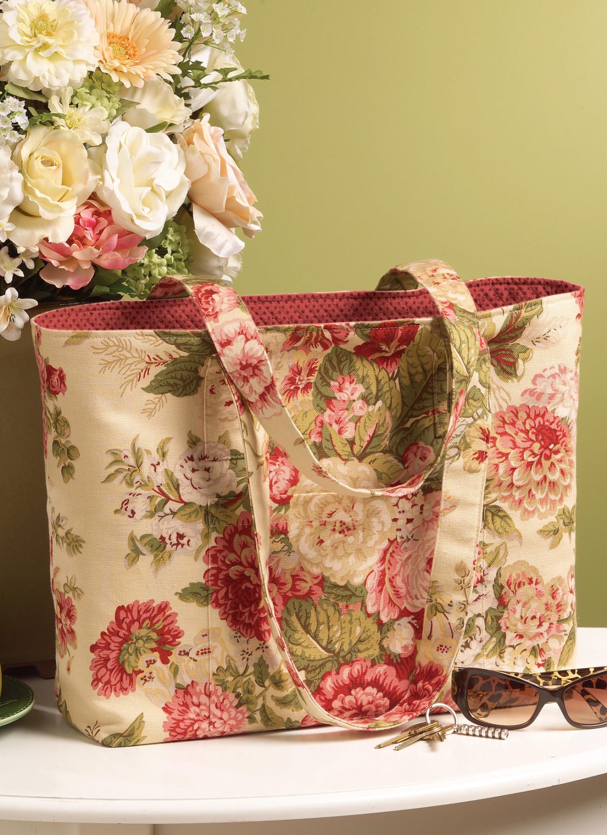 Butterick Sewing Pattern B5267 Tote Bags in Three Styles