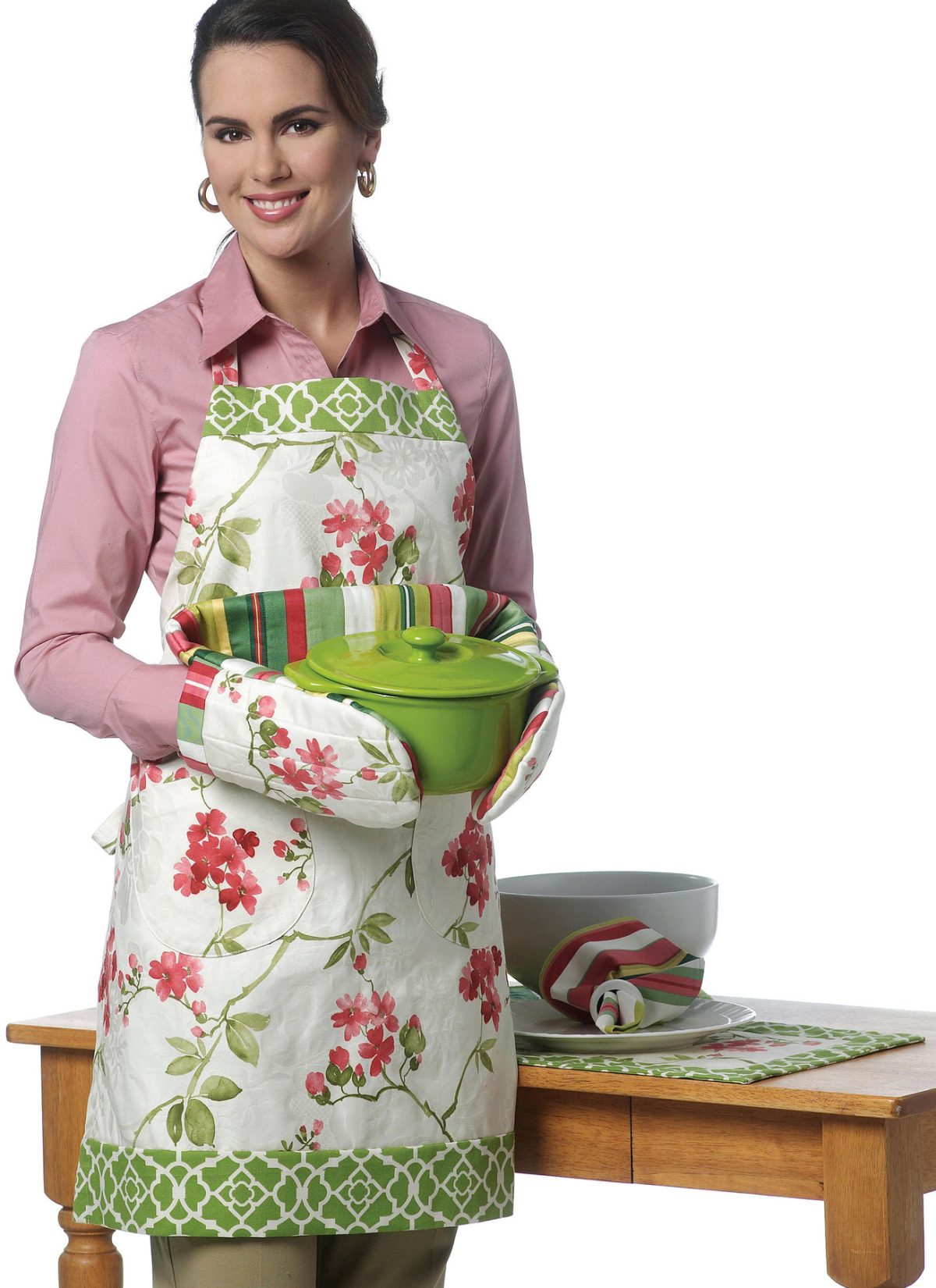 Butterick Sewing Pattern B5660 Apron, Hot Pads, Pot Holders, Place Mat, Napkin and Seat Cushion