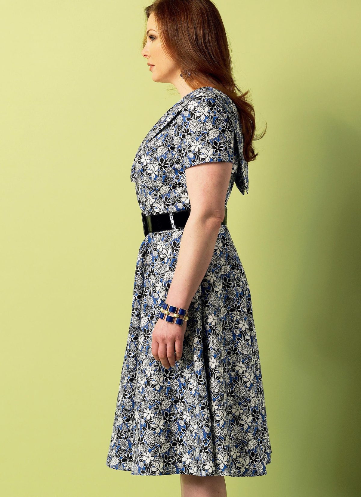 Butterick Sewing Pattern B5930 Misses'/Misses' Petite/Women's/Women's Petite Shawl Collar Dresses